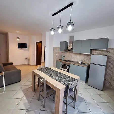 Le Rondini Apartment